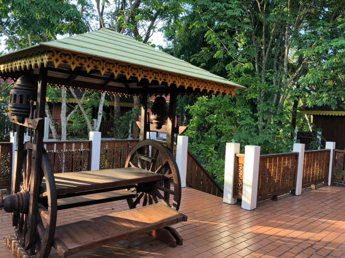 Hotel Siblanburi Resort Mae Hong Son Exterior foto