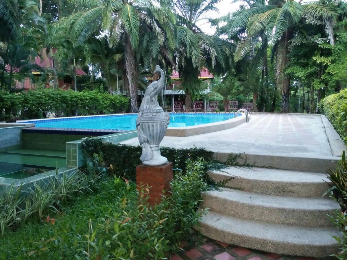 Hotel Siblanburi Resort Mae Hong Son Exterior foto