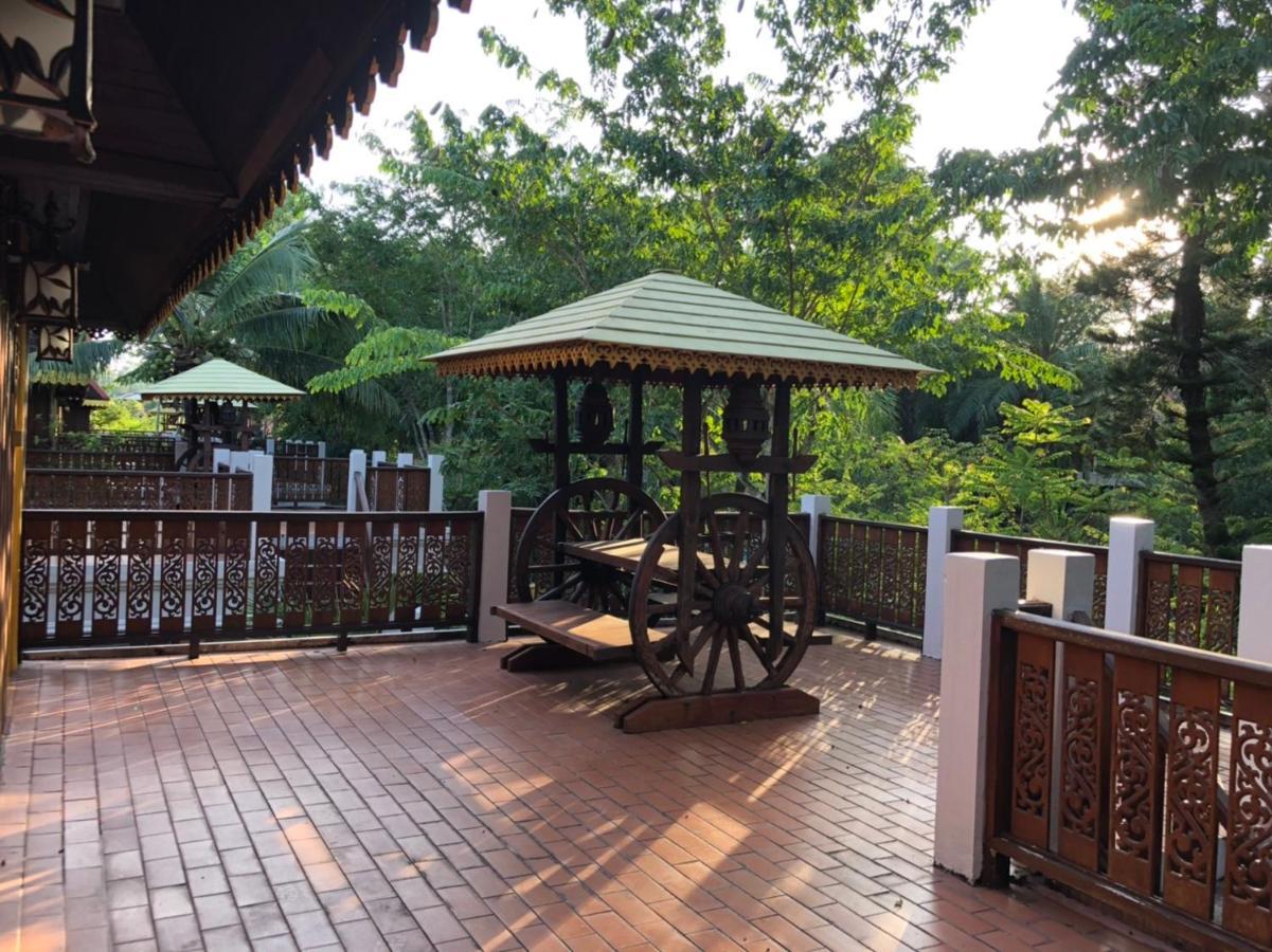 Hotel Siblanburi Resort Mae Hong Son Exterior foto