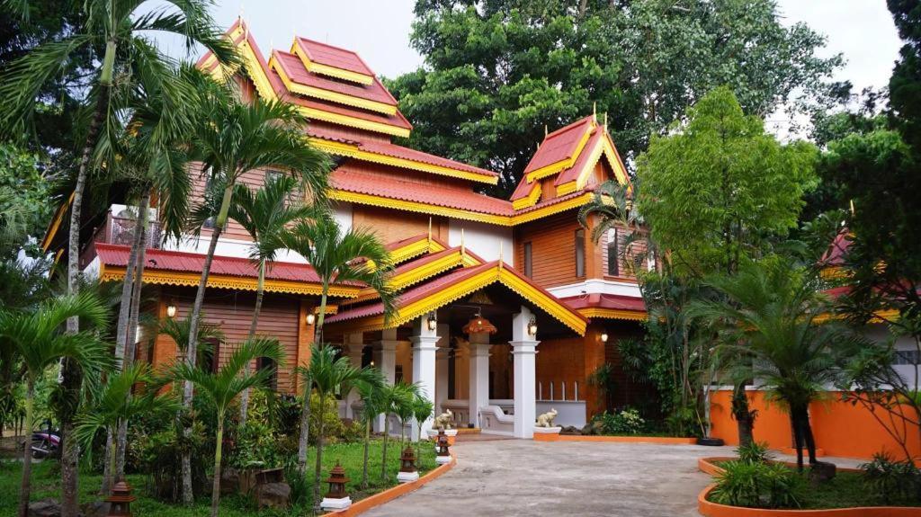 Hotel Siblanburi Resort Mae Hong Son Exterior foto